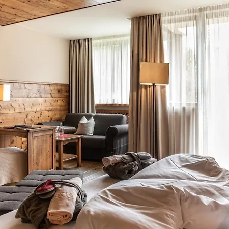 Hotel Romantik Santer 4*