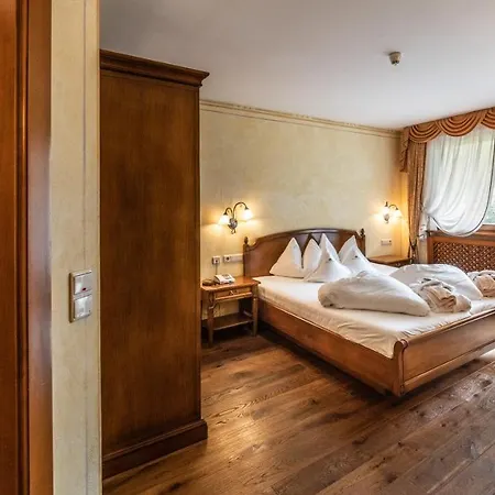 Romantik Santer Hotel Dobbiaco