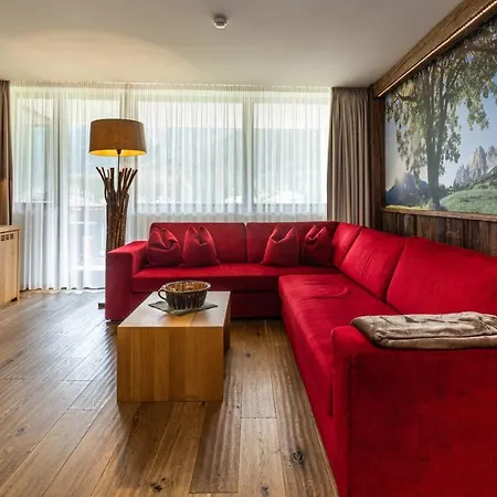 Hotel Romantik Santer Dobbiaco