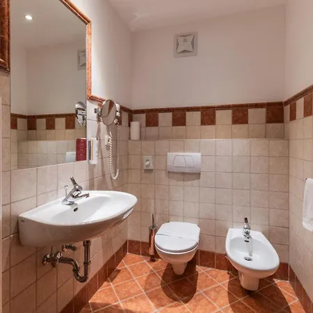 Hotel Romantik Santer Dobbiaco