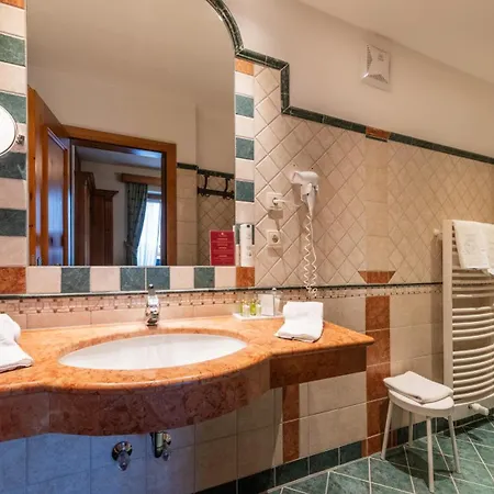 Hotel Romantik Santer 4*